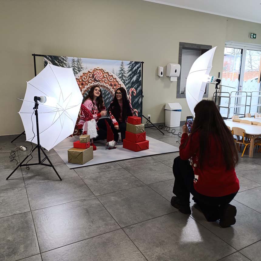 Świąteczna sesja w żłobku