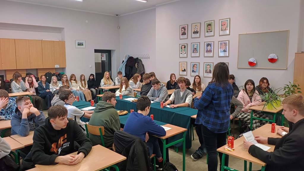 Dzień Bezpiecznego Internetu Dzień Bezpiecznego Internetu