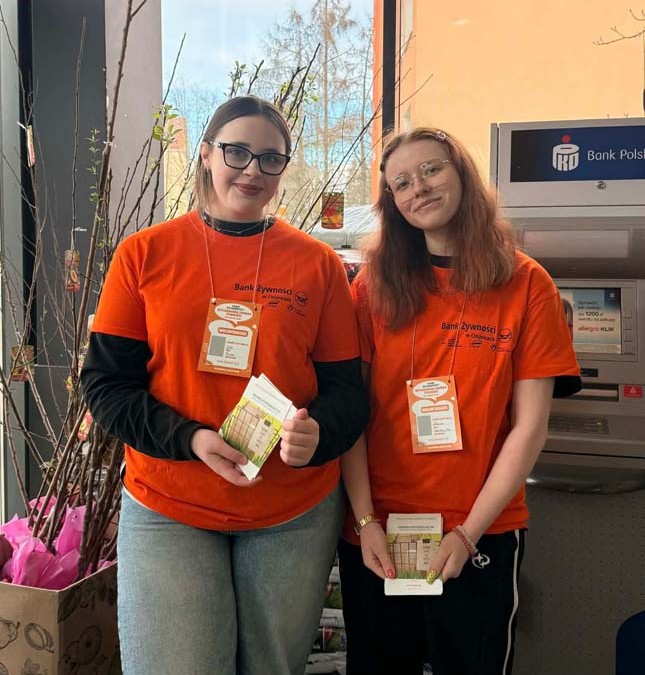 Świąteczna zbiórka żywności. Świąteczna zbiórka żywności.