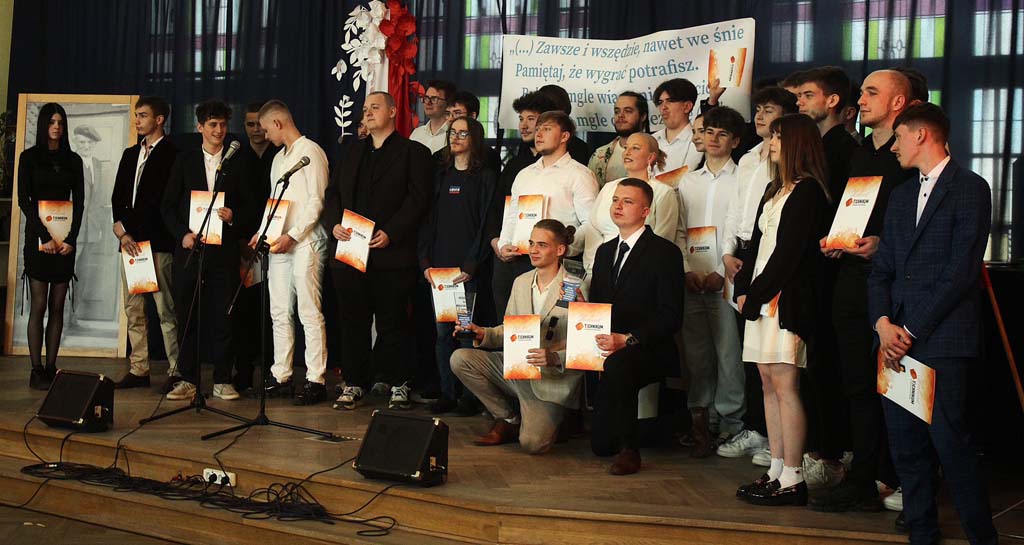 Absolwenci rocznik 2026